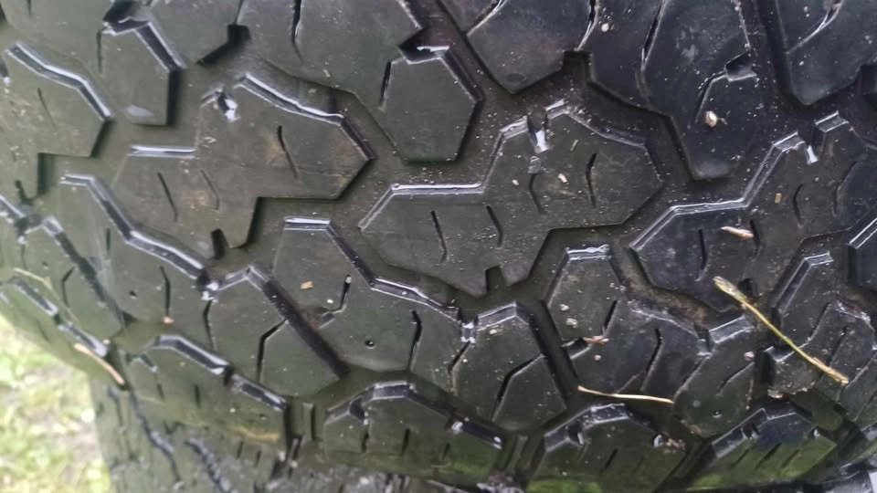 4 275/70/R18 M+S General Grabber A/T Tires - photo 4