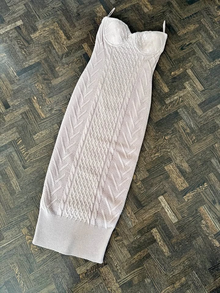 Jluxlabel | Knit Midi Dress Size S
