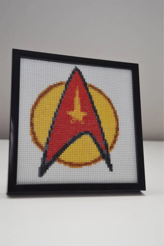 Star Trek handmade cross stitch - pick up in Brampton - photo 2