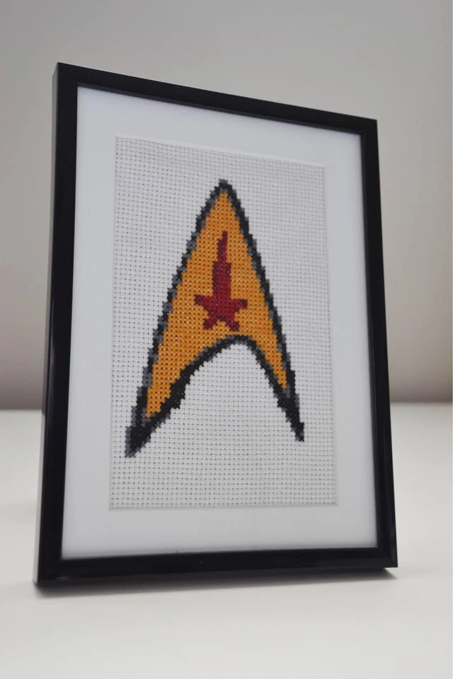 Star Trek handmade cross stitch - pick up in Brampton - photo 4