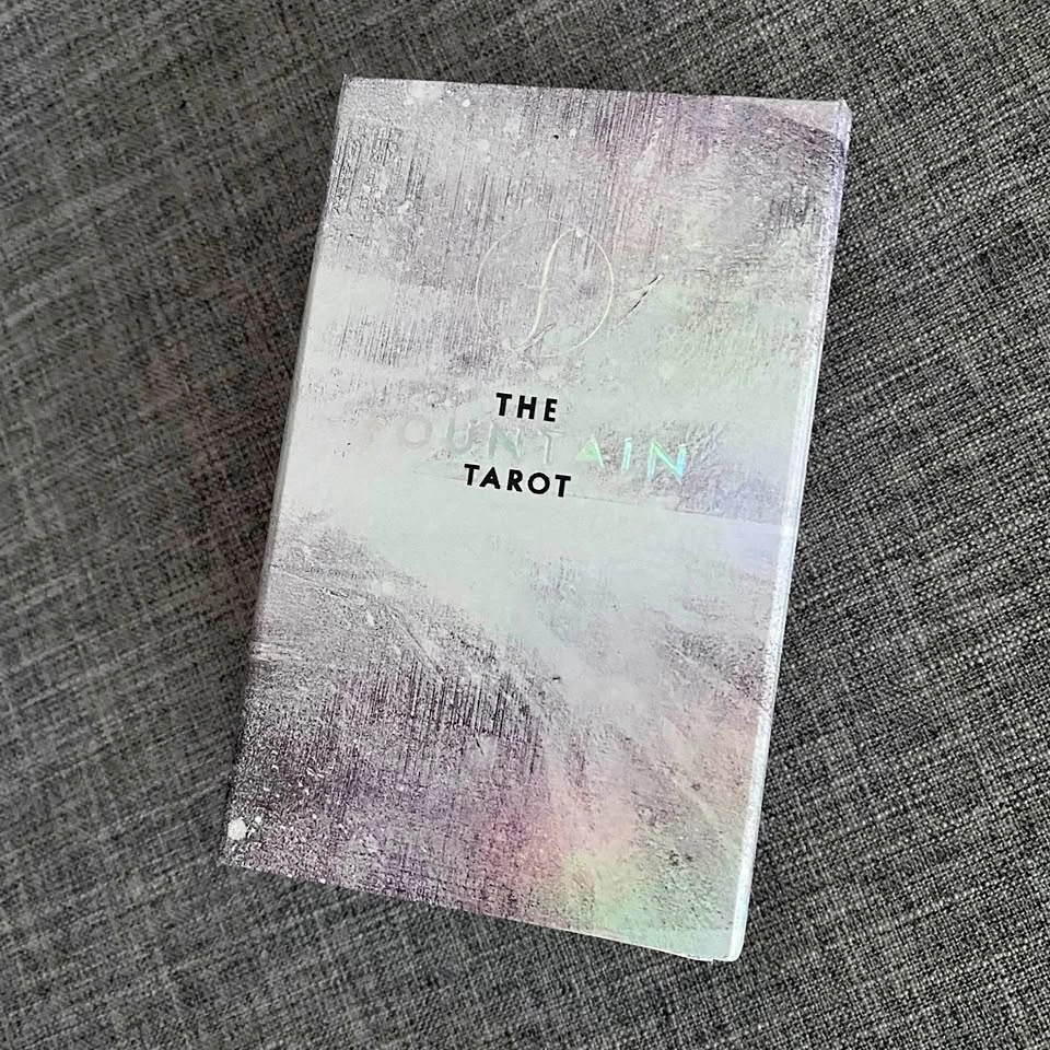 The Fountain Tarot Deck with Guidebook like new