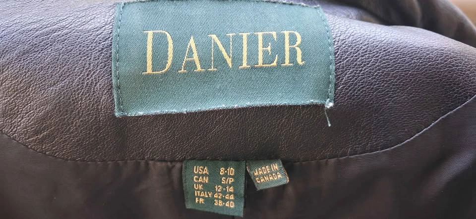 Danier Leather Jacket - photo 3