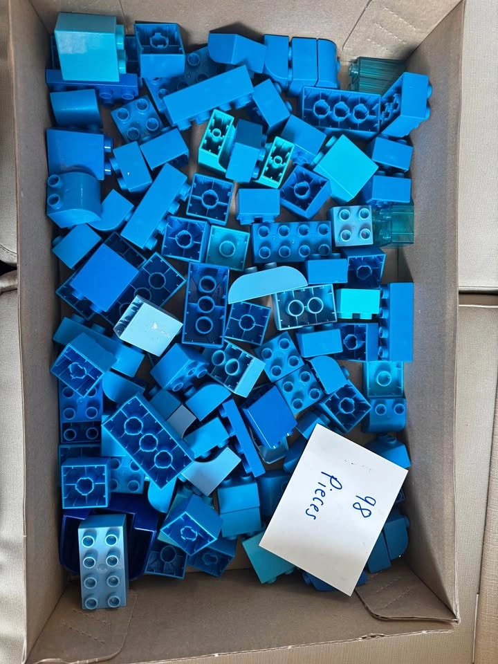 Blue Lego/Mega Blocks