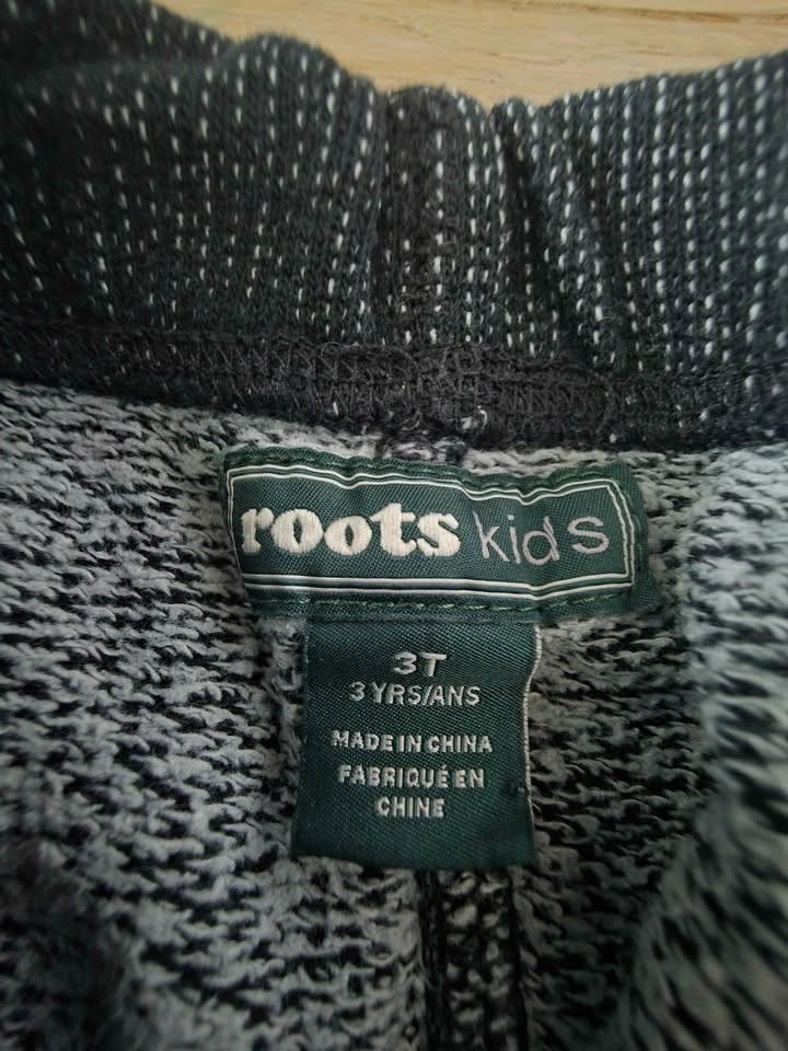 3T Roots joggers (hole in the knee) - photo 2