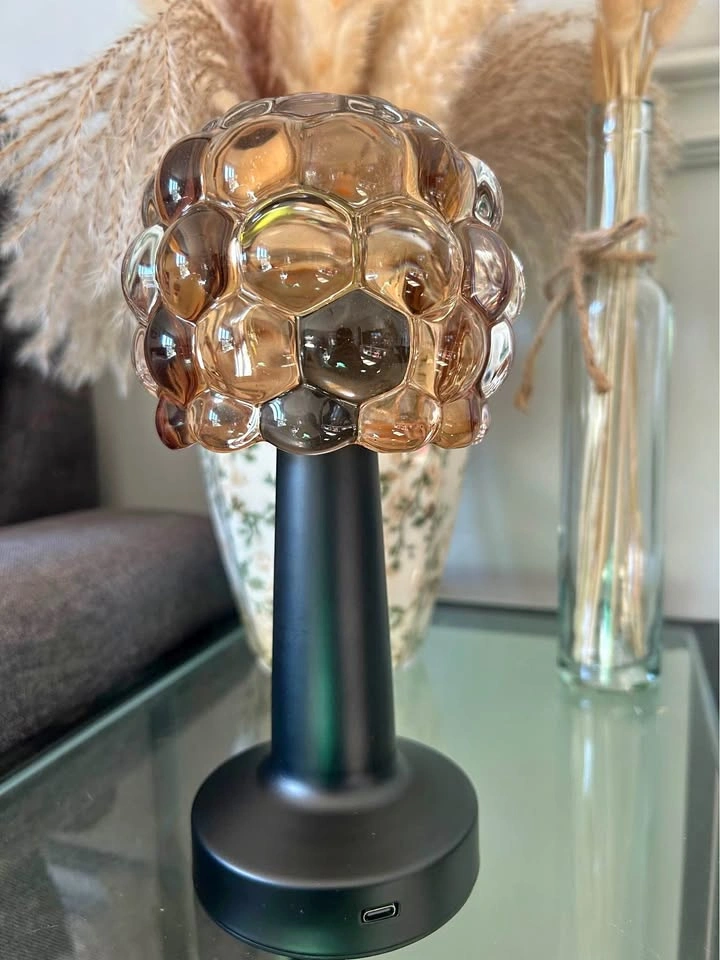 Cordless glass table lamp with touch control
