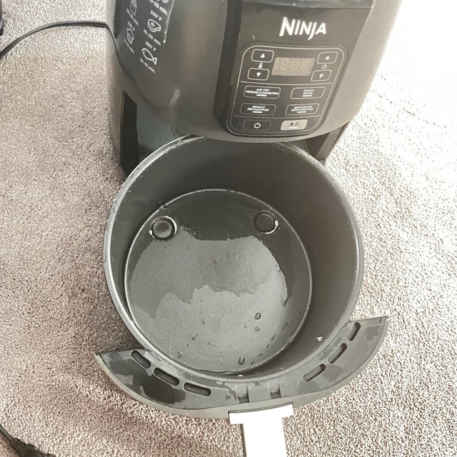 Ninja Air Fryer AF101C - photo 4