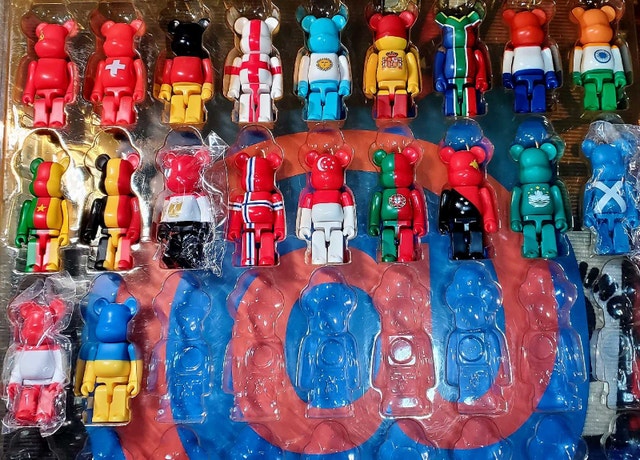 FLAG Bearbrick 100% - photo 2