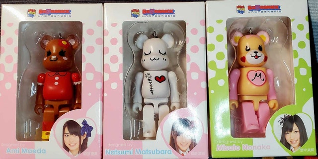 AKB48 Bearbrick 100% - photo 4