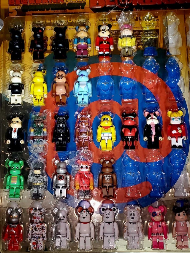 SPECIAL MIX Bearbrick 100%