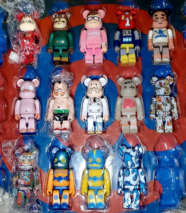 $50 SPECIAL Bearbrick 100%
