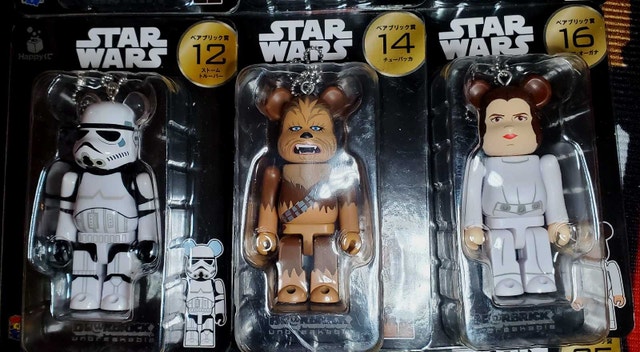 $15 STAR WARS KEYCHAIN Bearbrick 100% - photo 3