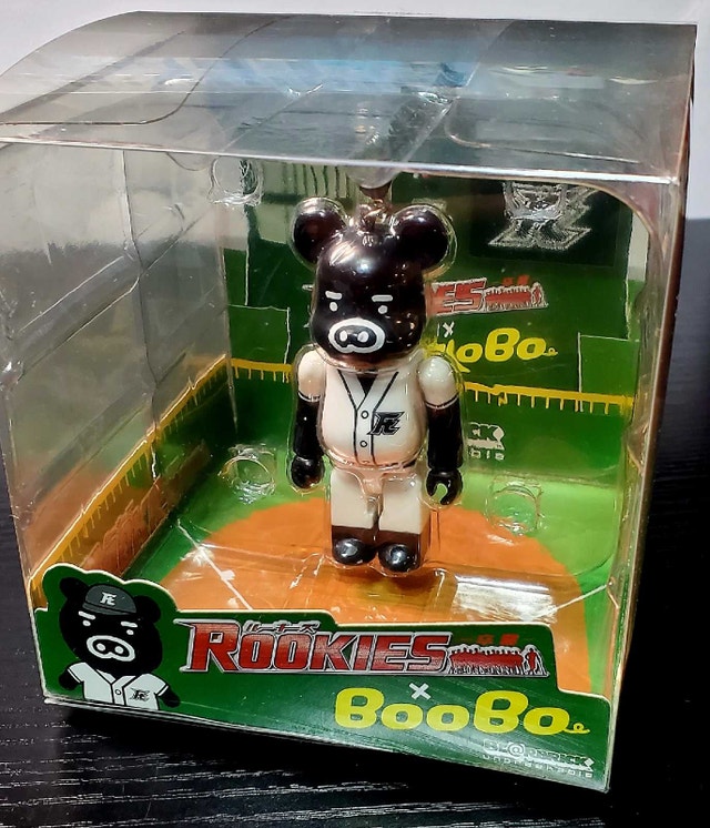 Bearbrick Rookies Booboo Collaboration key chain 100%