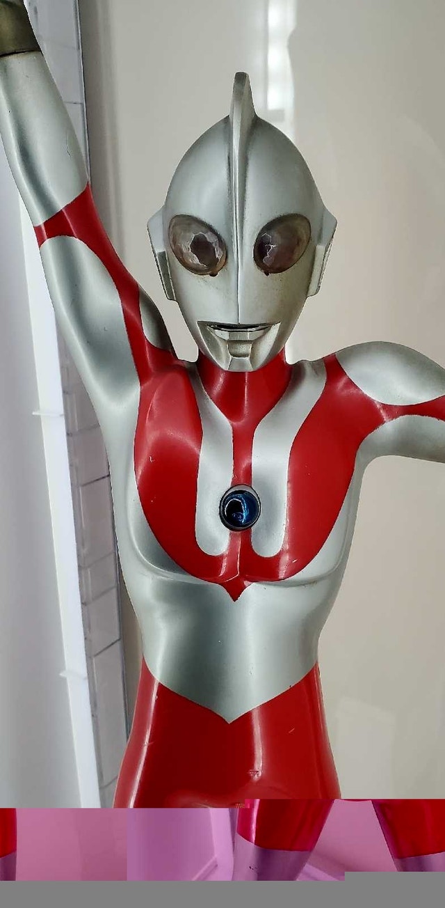 Kyomoto Collection DX Ultraman with beta capsule 60cm tall - photo 3