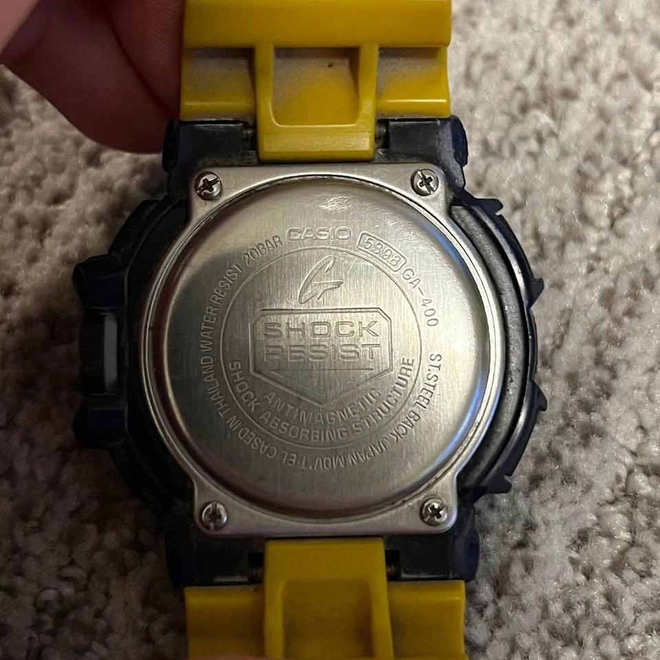 Casio G Shock GA-400 - photo 2
