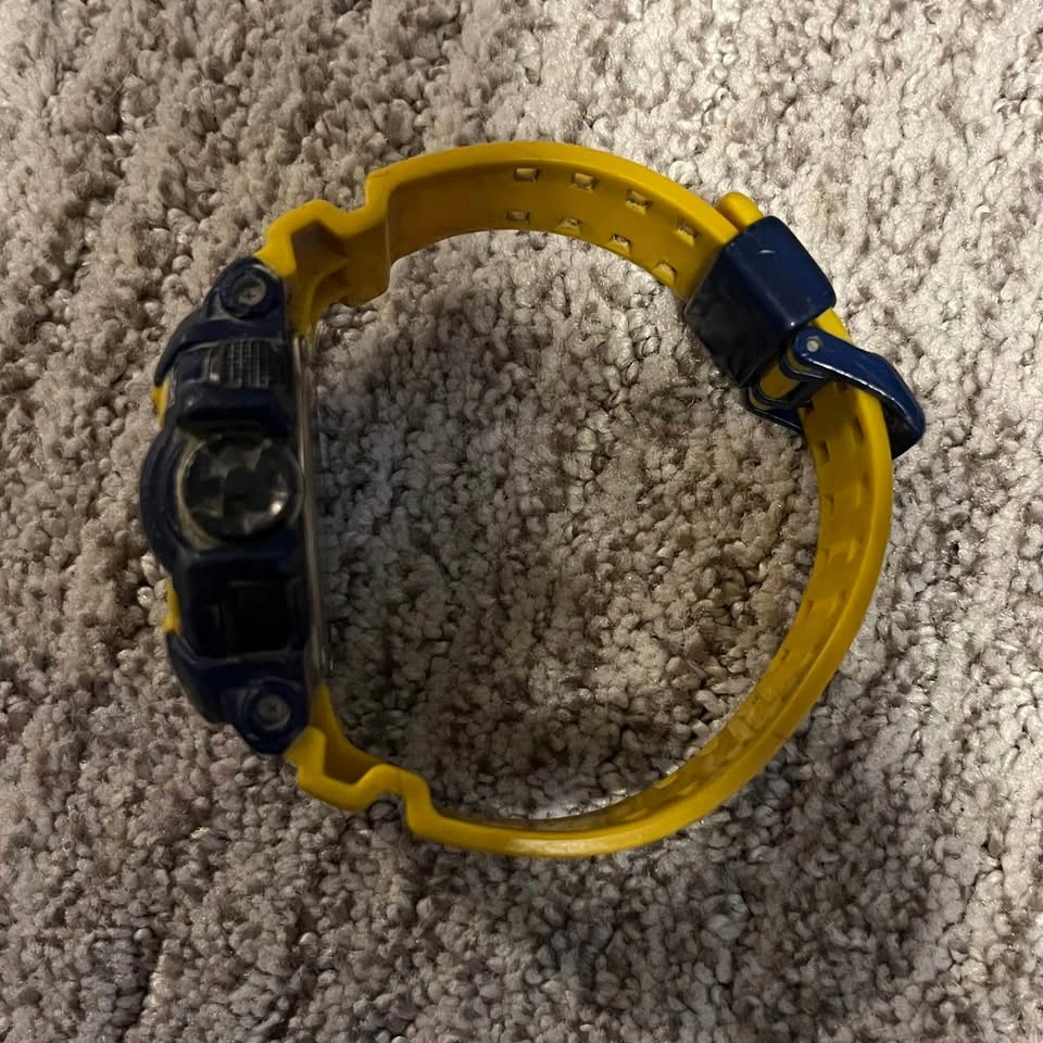 Casio G Shock GA-400 - photo 3