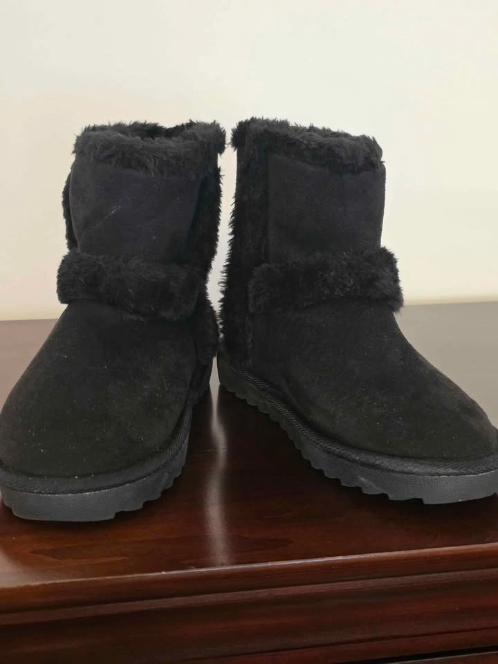 NEW Ardene Collective Thinsulate Boots for Kids - photo 2