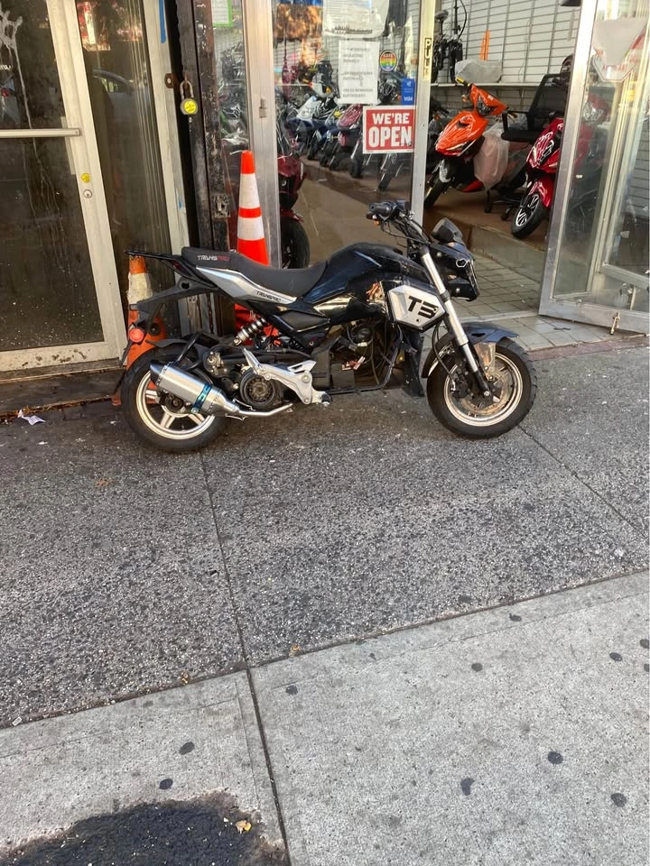 150cc Scooter for sale - photo 2