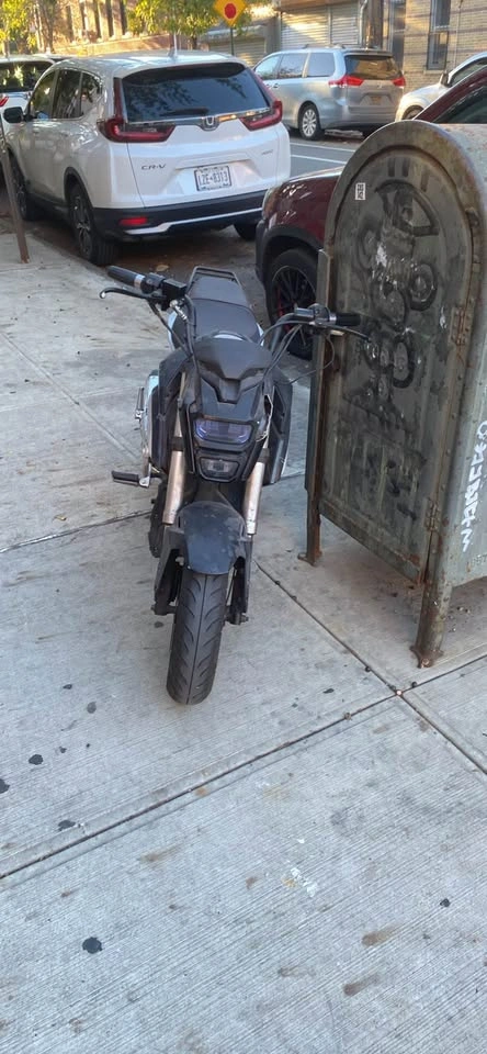 150cc Scooter for sale - photo 3