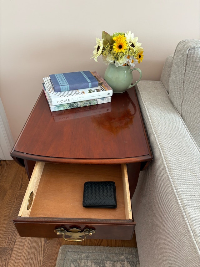 Vintage Drexel Heritage Mahogany Side Table