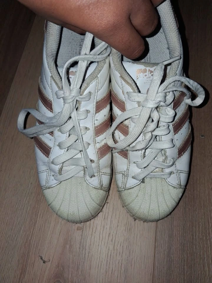 Adidas Superstar Shoes - photo 2
