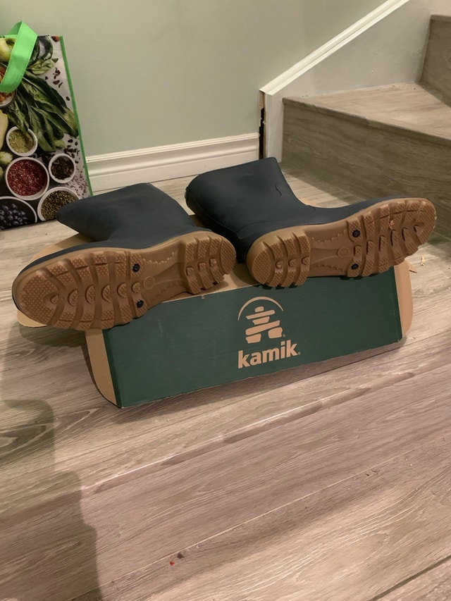 Kamik Women’s Rainboots - Size 9 - photo 4