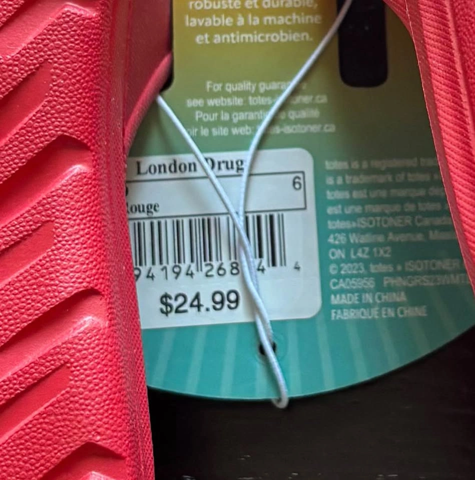 Totes Everywear Women's Red Slides Size 6 - photo 2
