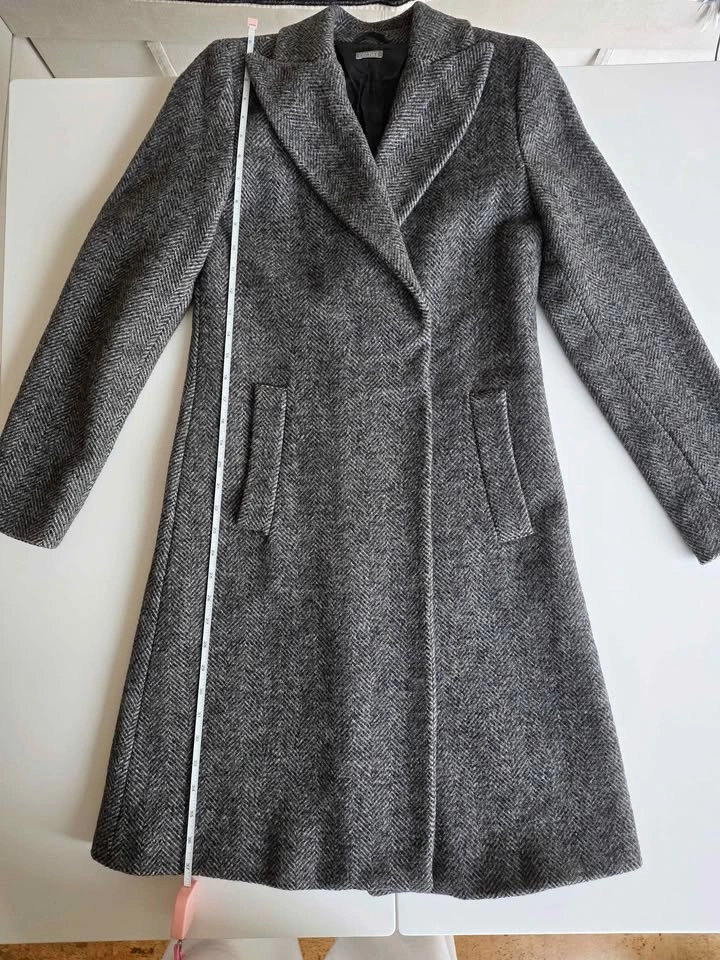 Women's Grey Herringbone Wool Coat – Size 38 - photo 2