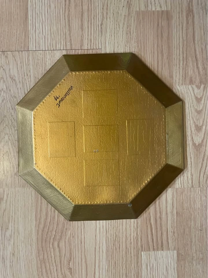 Vintage Vaillancourt Octagonal Decorative Tray with Soviet Stamp - photo 2