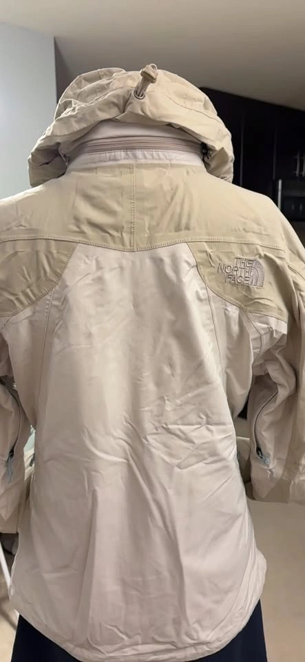 The North Face Women Jacket - Size S/M - photo 2