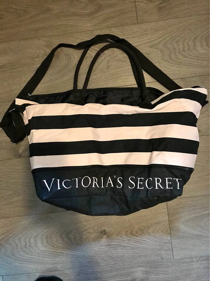Brand New Victoria’s Secret Bag