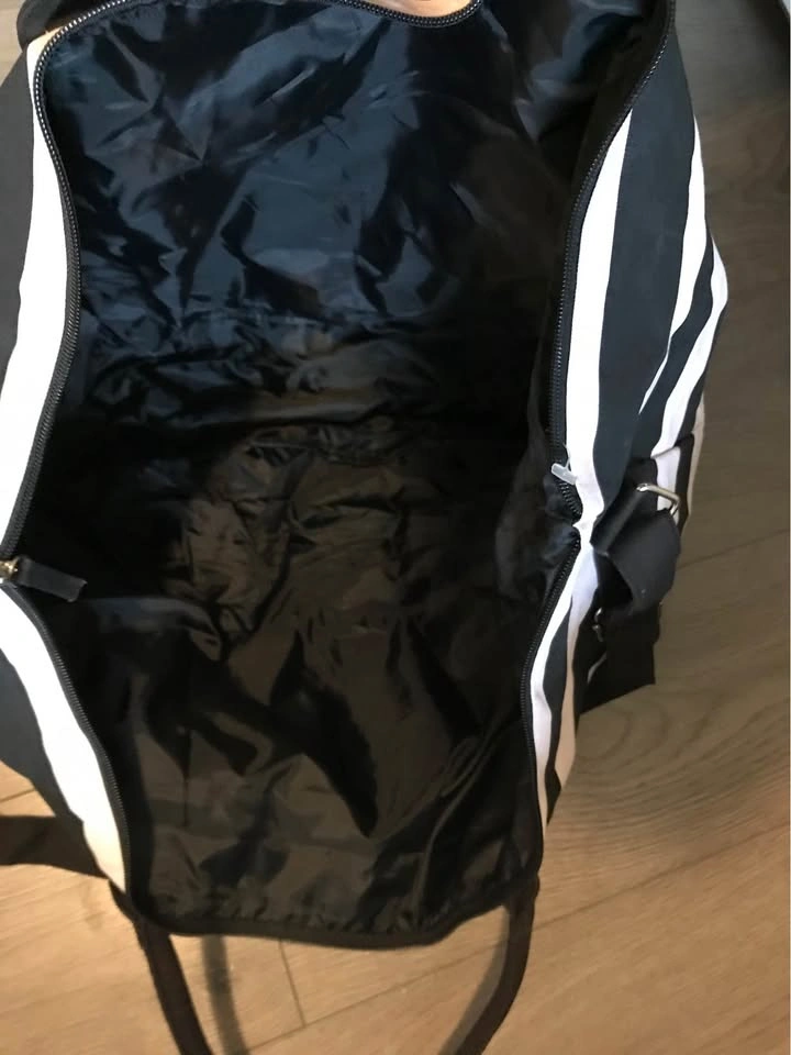 Brand New Victoria’s Secret Bag - photo 2