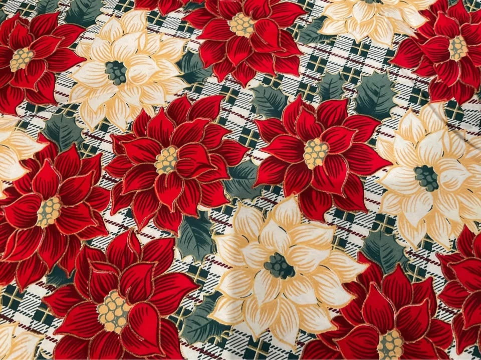 Table Cloth Holiday Round 56” - photo 3
