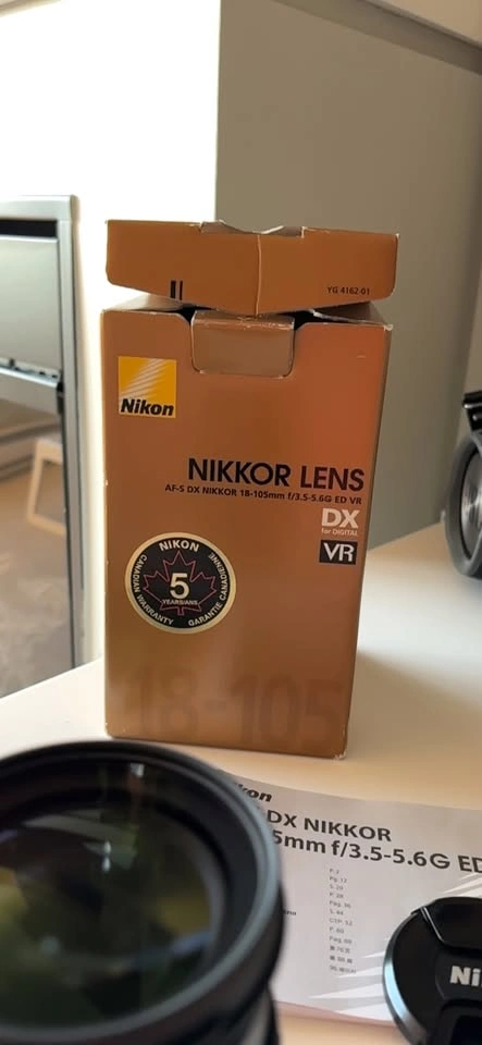 Nikon AF-S DX NIKKOR 18-105mm f/3.5-5.6G ED VR Lens - photo 2