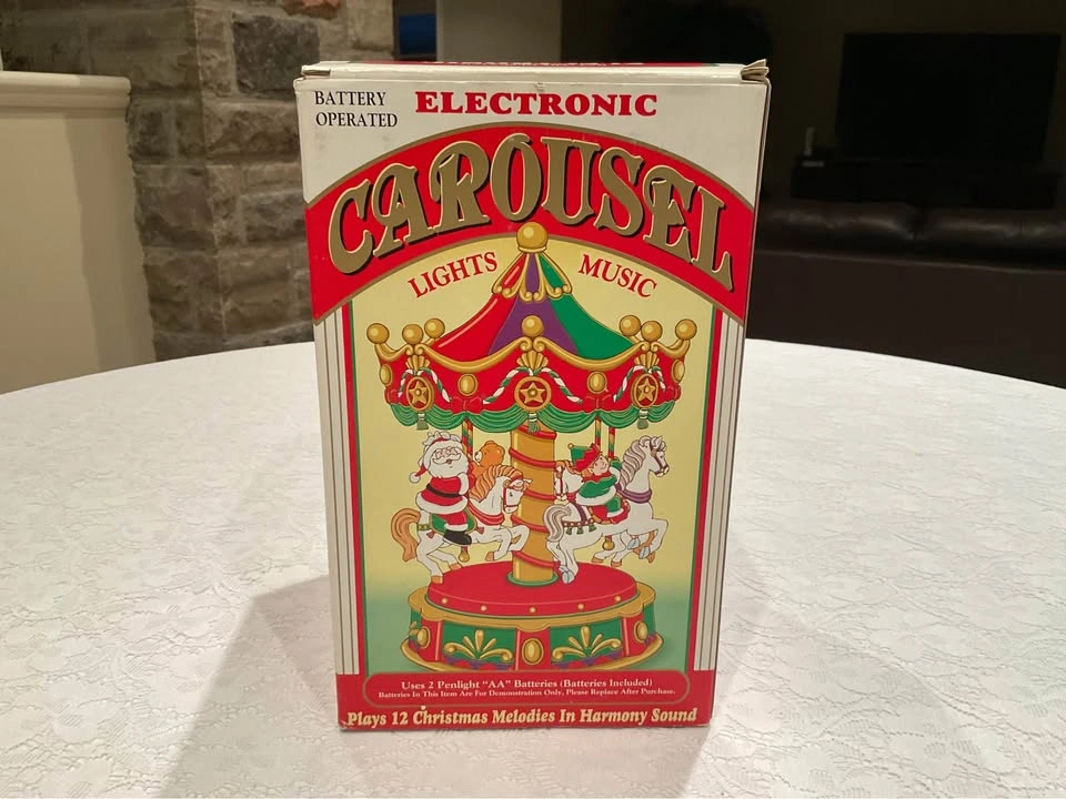Carousel Vintage Holiday BNIB Plays 12 Songs & Lights Up - photo 4