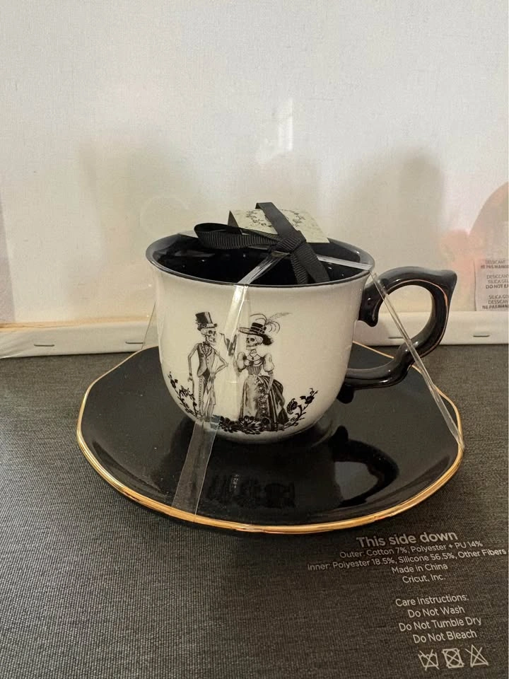Halloween cup and saucer - photo 2