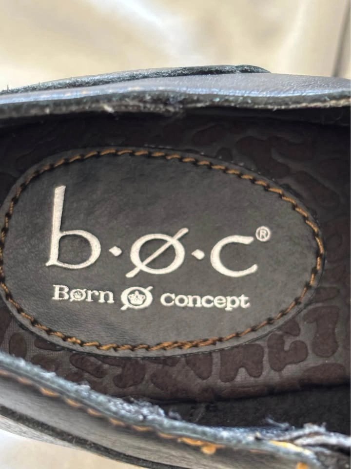 b.o.c. Born Concept Leather Ankle Boots-size 7 - photo 3
