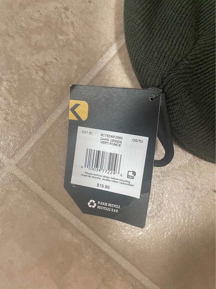 BNWT Dakota Toque - photo 2