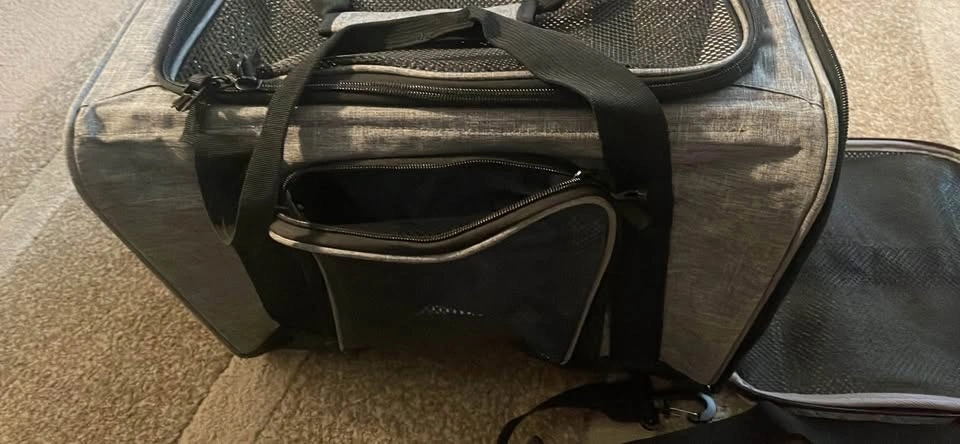 Brand New Airline Approved Dog Carrier - photo 3