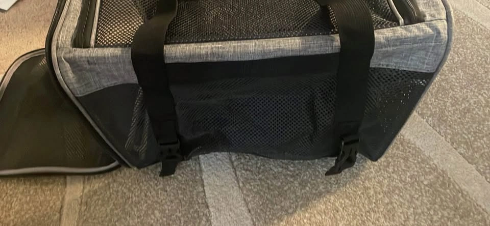 Brand New Airline Approved Dog Carrier - photo 4
