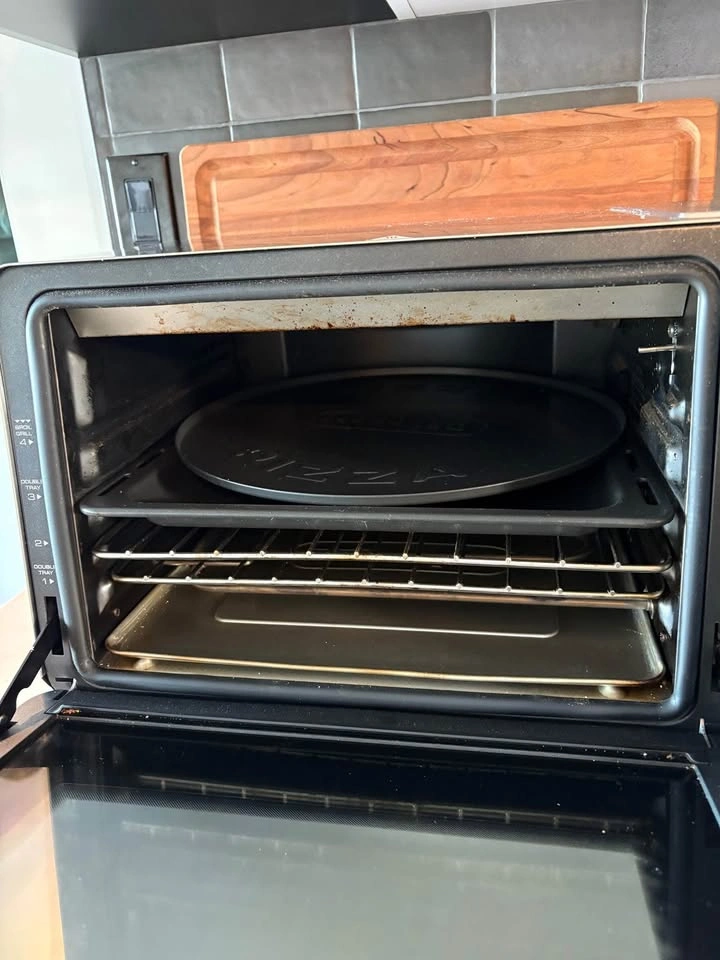 Delonghi Toaster Oven - photo 5