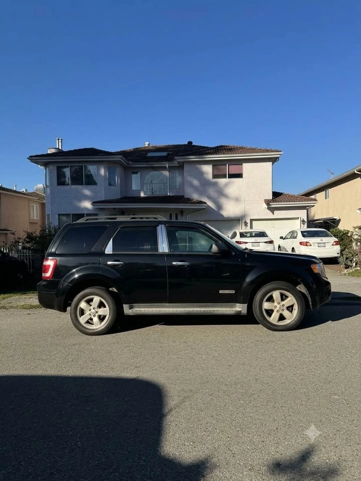 2009 Ford Escape - photo 2