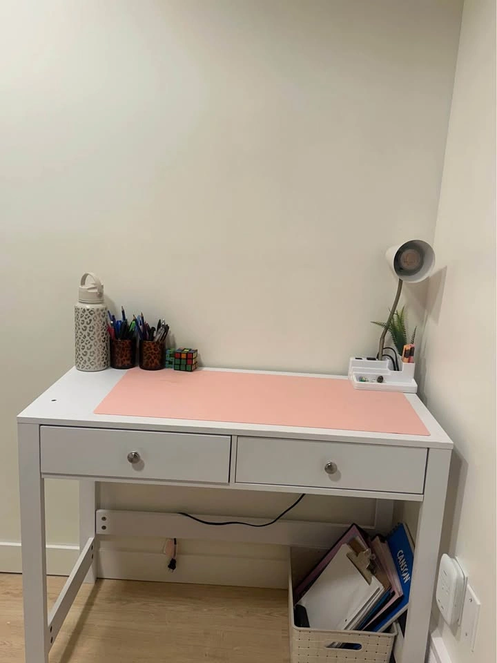 White 2-Drawer Desk - photo 2