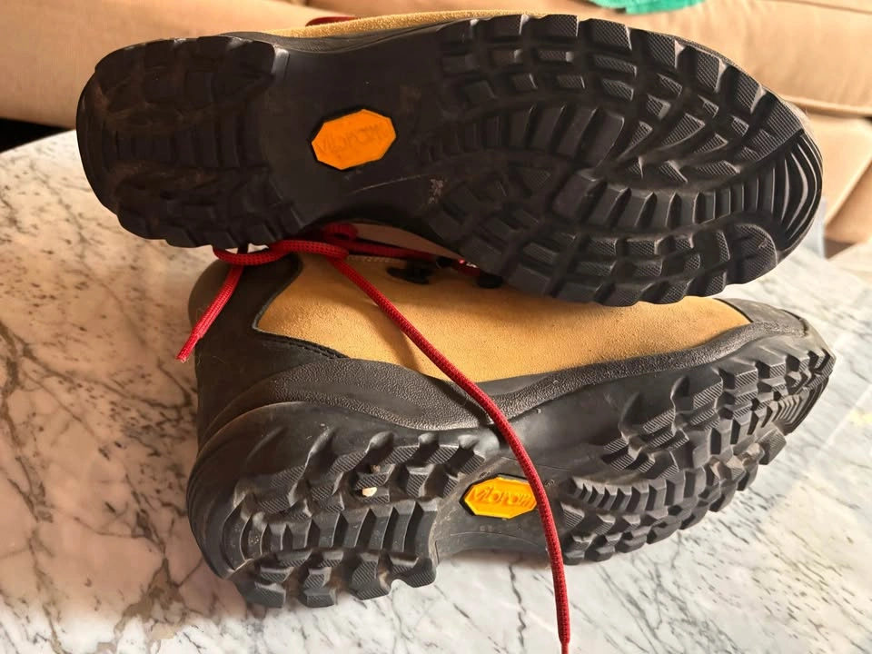 Men’s Merrell M2 Super Light Hiking Boots (Size 10.5) - photo 5