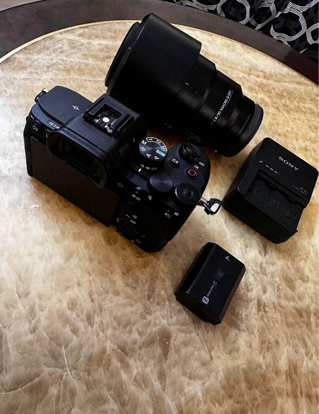Sony A7 IV Full Frame Camera + Macro Lens Professional Combo