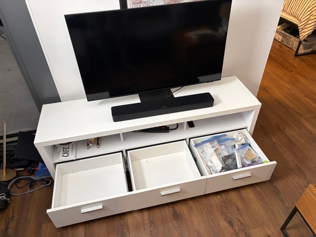 White TV bench - photo 4