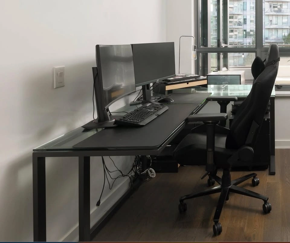Crate & Barrel Pilsen Graphite L-Shaped Desk - photo 2