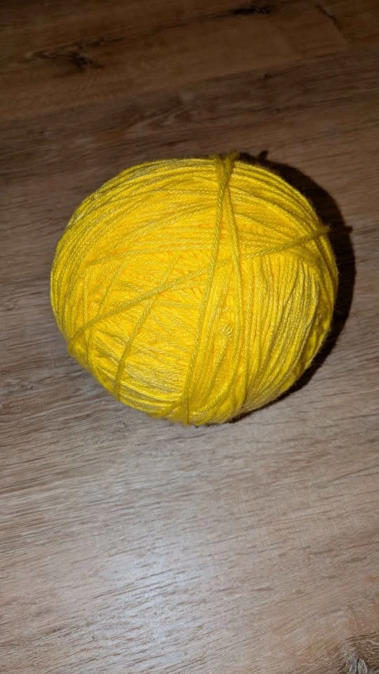 Bright Yellow Yarn Skein - photo 2