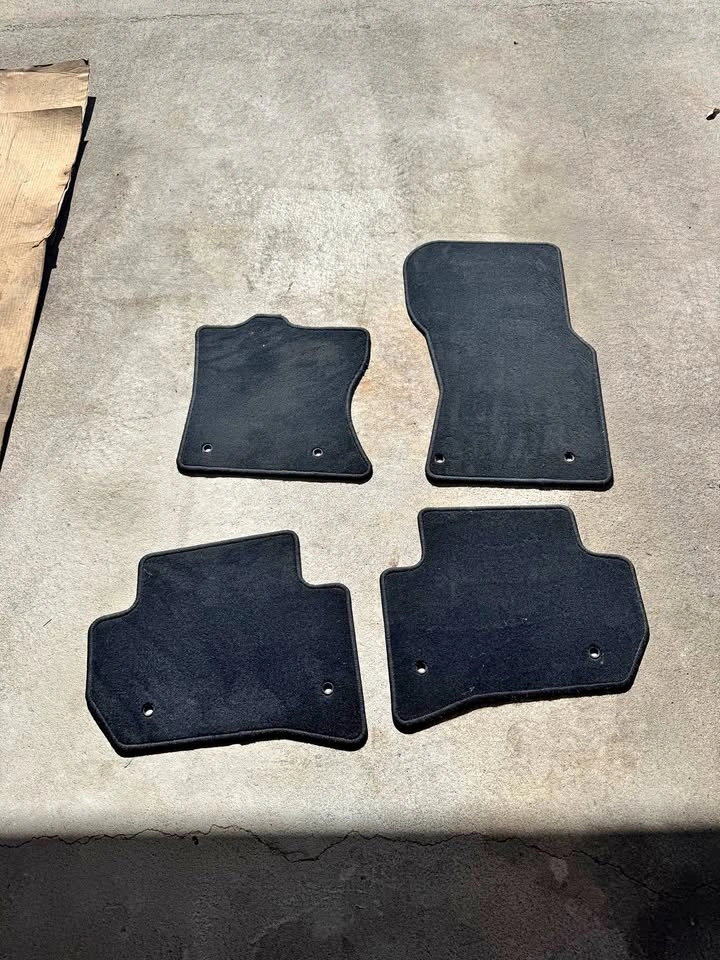 Jaguar F pace 2017 Black floor mats set