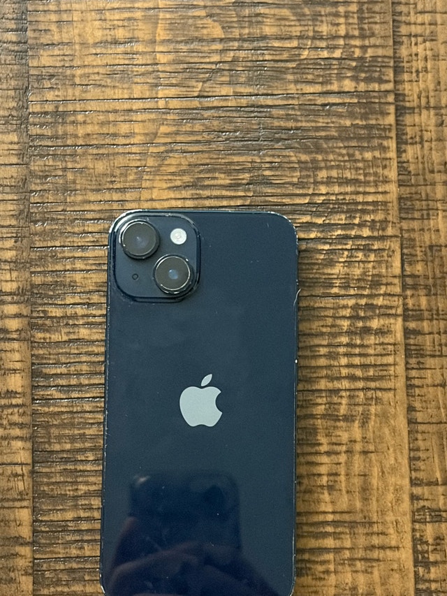 Apple iPhone 14 - photo 3