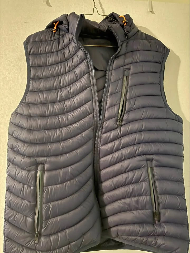 Women’s Navy Blue Hooded Puffer Vest